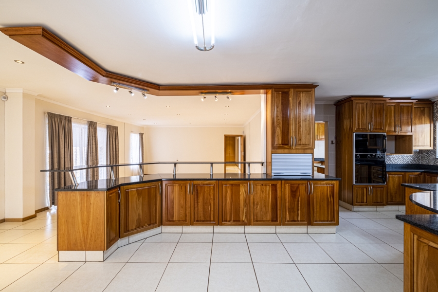 5 Bedroom Property for Sale in Vanes Estate Eastern Cape